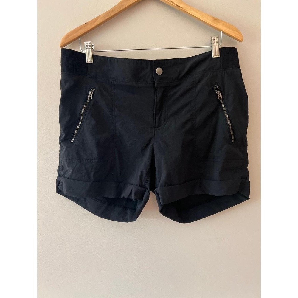 Athleta Trekkie North Mid Rise Shorts Black Size 16